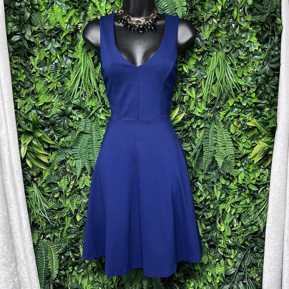 LULUS Dress XS Blue Sleeveless Fit Flare Cocktail As Swoon As Possible 2609 - Picture 2 of 7